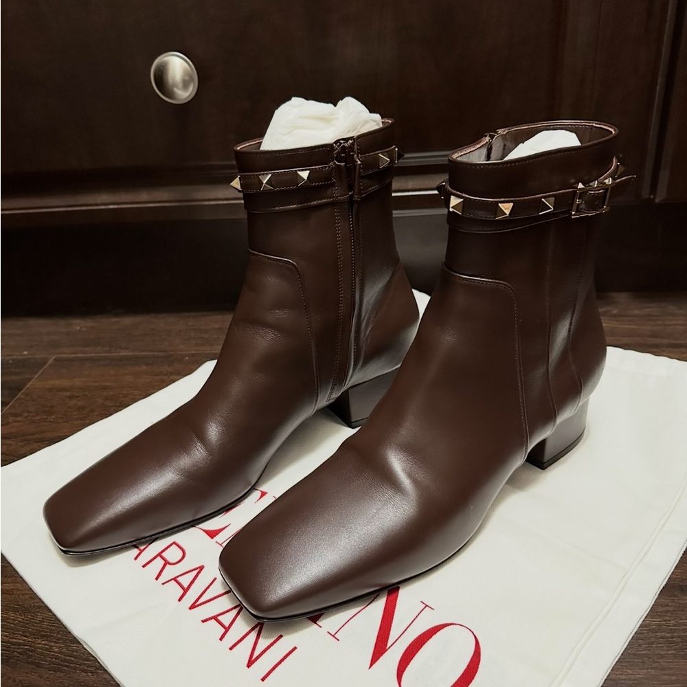 Valentino Garavani Chocolate Leather Boots
